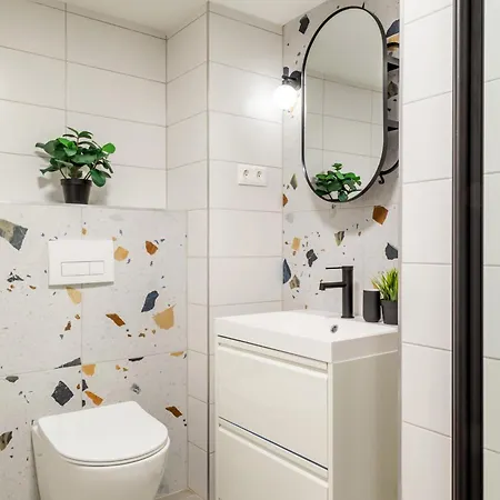 Apartment Fusion In Downtown Budapest