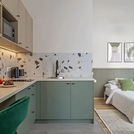 Fusion In Downtown Apartment Budapest