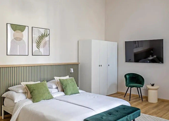 Fusion In Downtown Budapesta