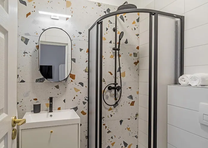 Fusion In Downtown Apartament